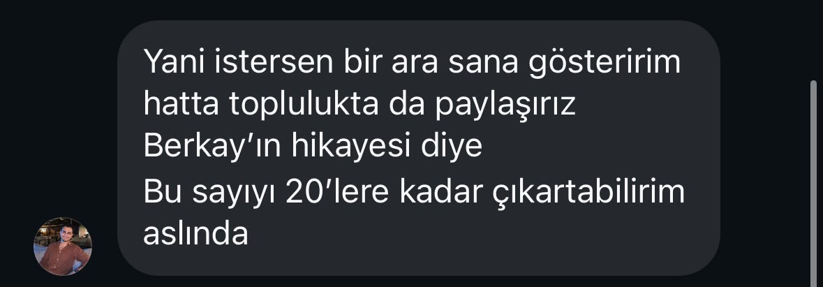 Bir öğrencinin toplulukta hikâyesini paylaşmak istediğini anlatan mesajı